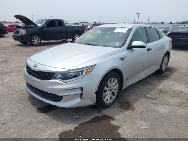 5XXGT4L34HG124656 KIA Optima Lx