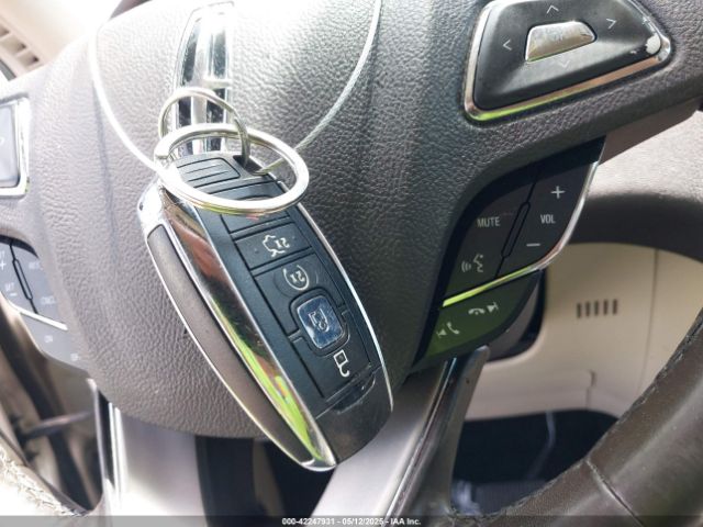 2017 LINCOLN MKC 5LMCJ2C91HUL52596 Photo 10