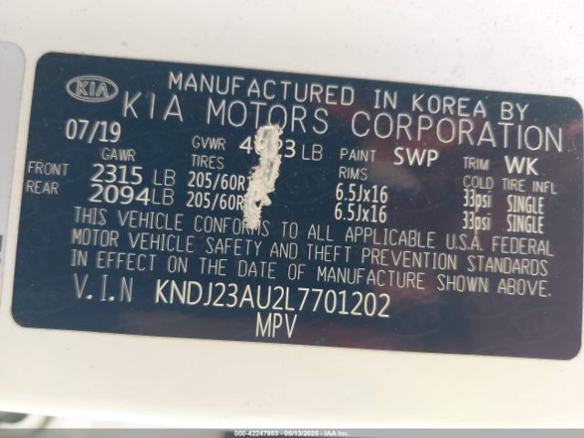 KNDJ23AU2L7701202 KIA SOUL LX