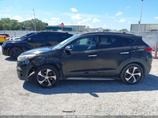 KM8J3CA20JU620267 Hyundai Tucson Limited
