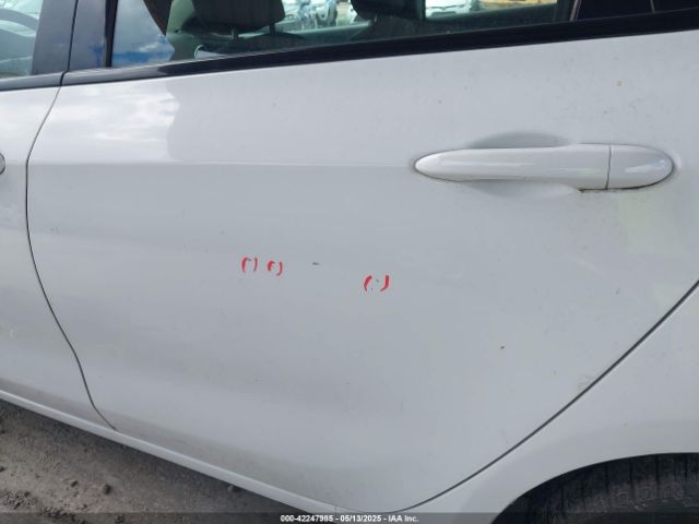 1C3CDFAA0GD703794 Dodge DART SE