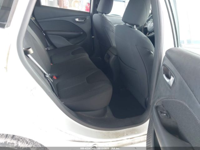 1C3CDFAA0GD703794 Dodge DART SE