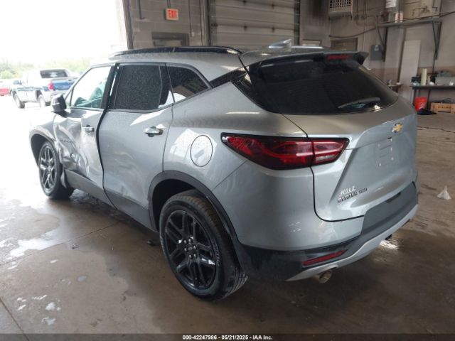 2024 CHEVROLET BLAZER 3GNKBJRS4RS128378 Photo 2