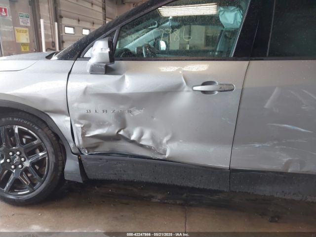 2024 CHEVROLET BLAZER 3GNKBJRS4RS128378 Photo 5