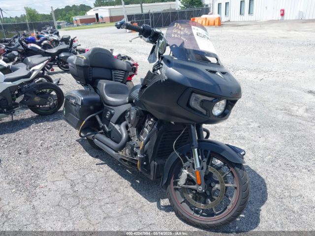 2021 INDIAN MOTORCYCLE CO. CHALLENGER 56KLCDRR6M3402634