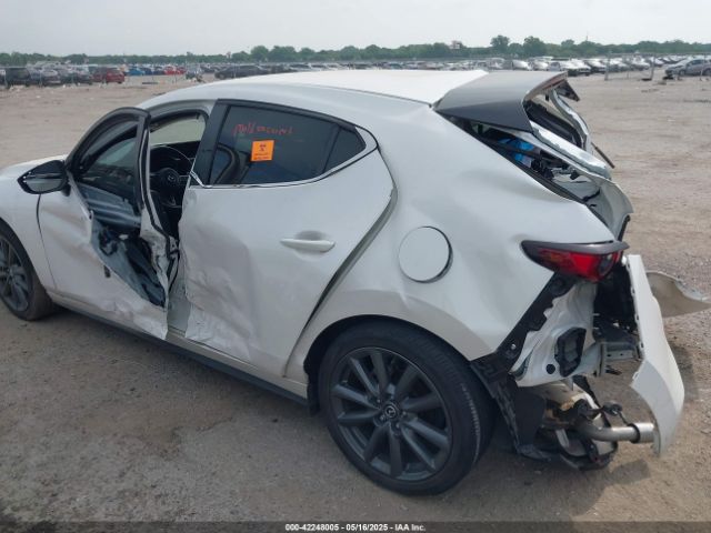 JM1BPAKM3P1616743 Mazda pyukd