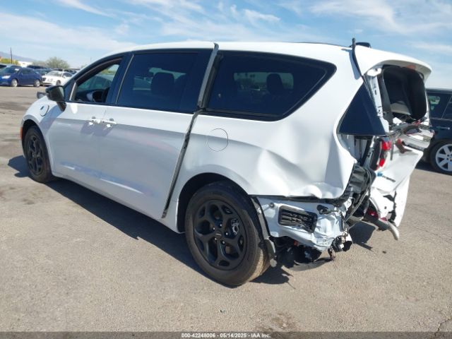 2024 CHRYSLER PACIFICA HYBRID 2C4RC1S74RR104251 Photo 2