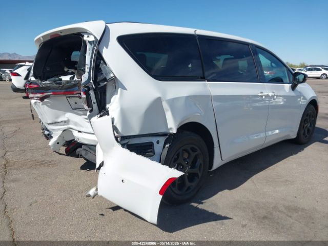 2024 CHRYSLER PACIFICA HYBRID 2C4RC1S74RR104251 Photo 3