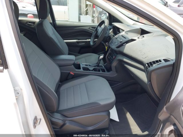 1FMCU0F7XJUB36437 Ford ESCAPE S