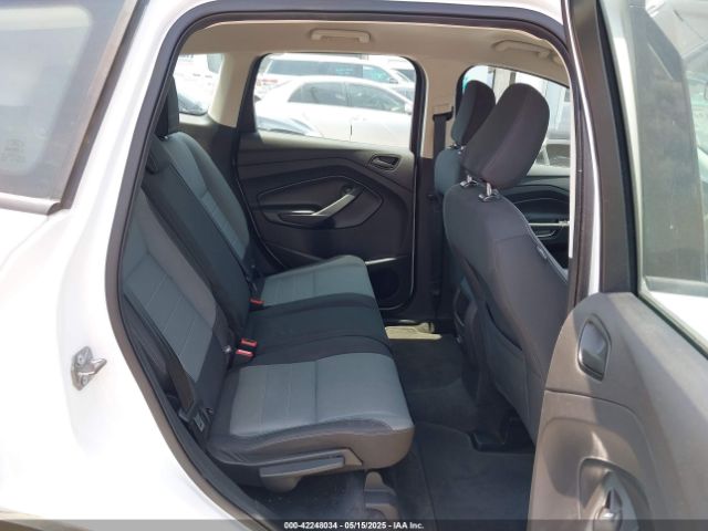 1FMCU0F7XJUB36437 Ford ESCAPE S