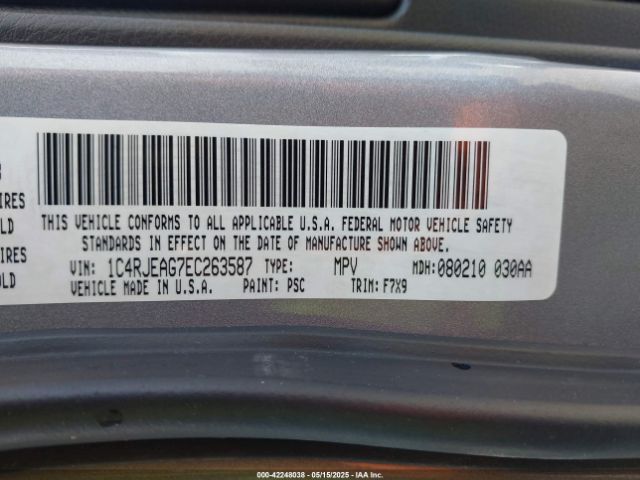 1C4RJEAG7EC263587 Jeep Grand Cherokee Laredo