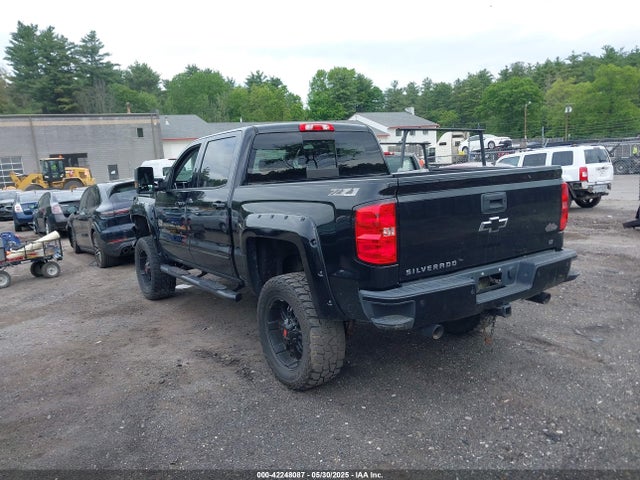 3GCUKREC6JG100880 Chevrolet Silverado 1500 2lt