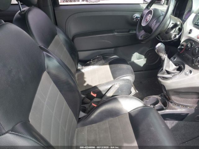 2013 FIAT 500 3C3CFFBR8DT742413 Photo 4