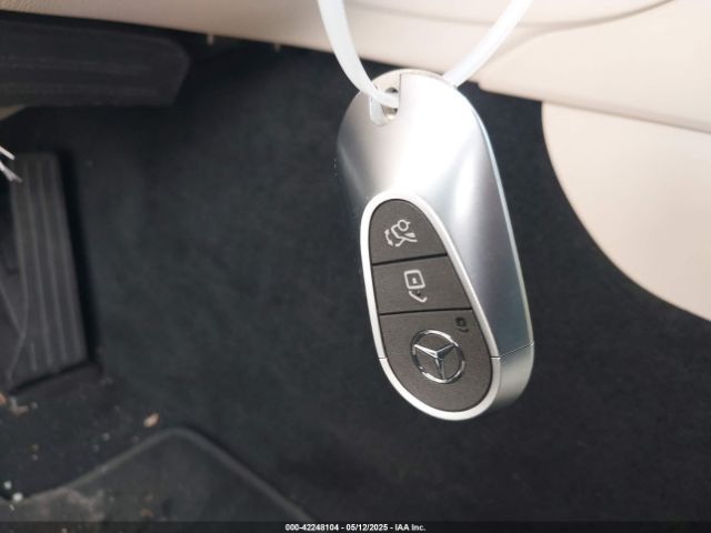 W1KAF4GB9RR237814 Mercedes-Benz C 300