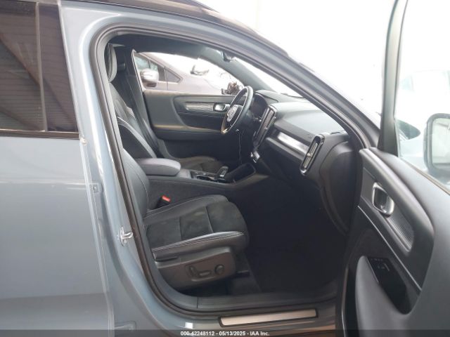 2022 VOLVO XC40 YV4AC2HM4N2655950 Photo 4