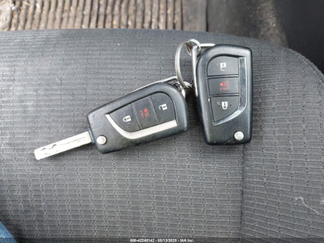 NMTKHMBX4JR023491 Toyota C-HR XLE