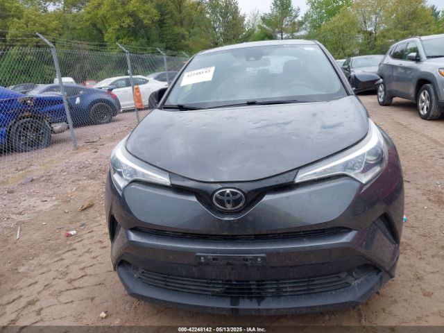 NMTKHMBX4JR023491 Toyota C-HR XLE