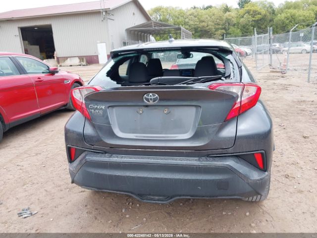 NMTKHMBX4JR023491 Toyota C-HR XLE