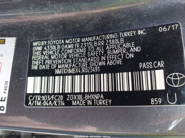 NMTKHMBX4JR023491 Toyota C-HR XLE