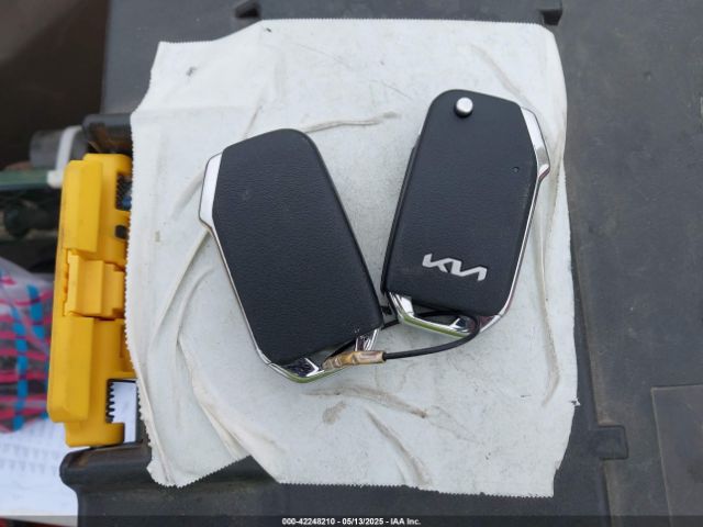 KNDJ23AU7R7229149 KIA SOUL LX