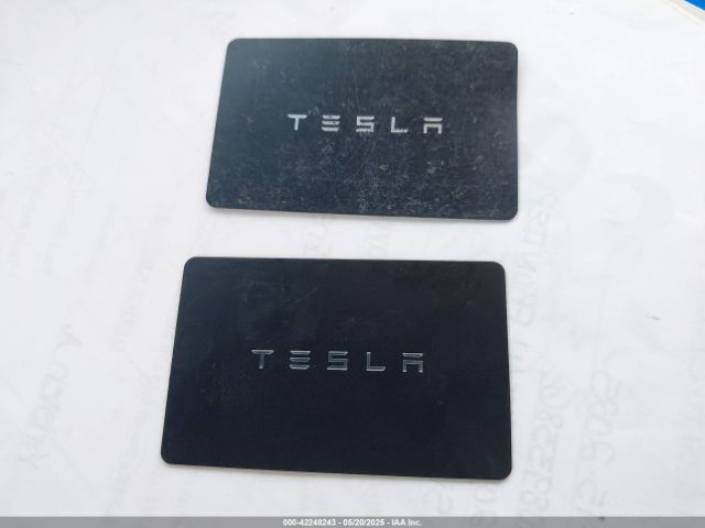 5YJ3E1EC0PF579218 Tesla 2023