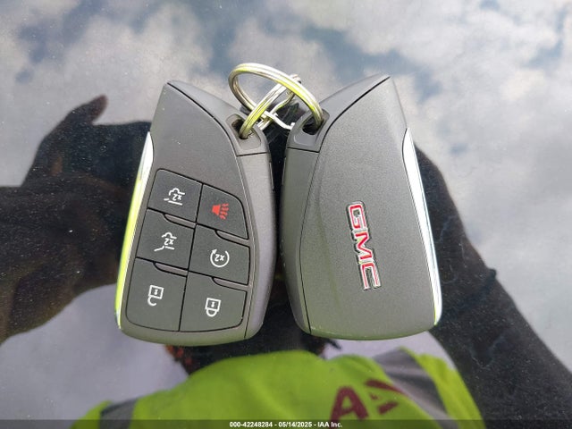 1GKS2CKD0RR389126 GMC Yukon 4wd At4