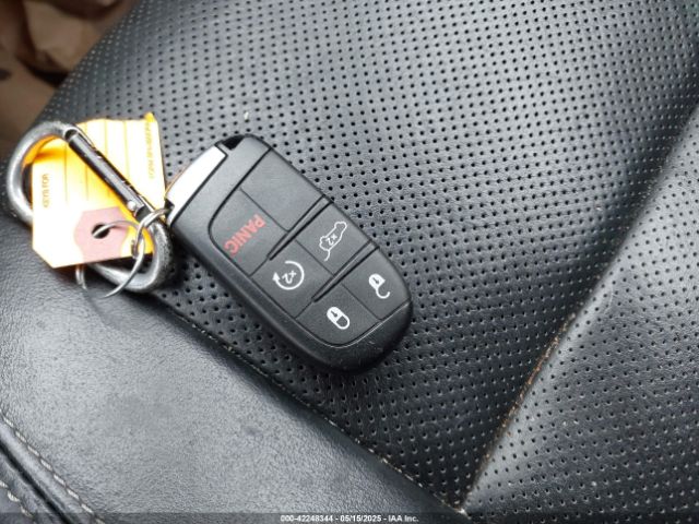 1C4RJFCG3FC174247 Jeep Grand Cherokee Overland