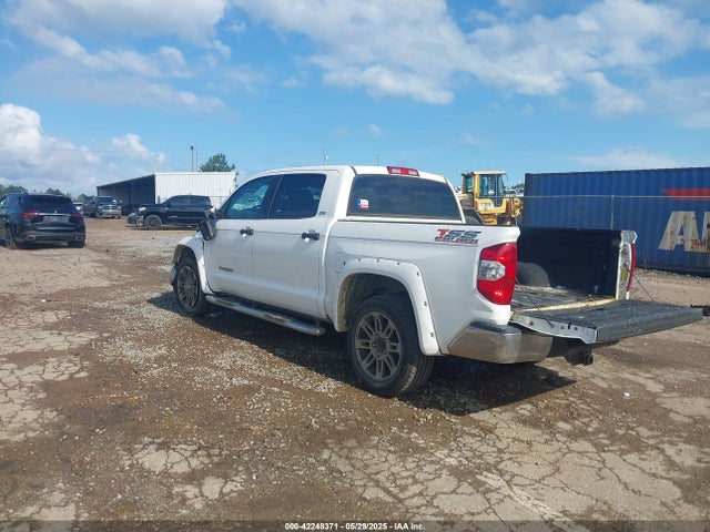 5TFDW5F18FX483086 Toyota 3ur-fe