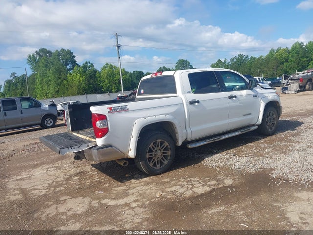 5TFDW5F18FX483086 Toyota 3ur-fe