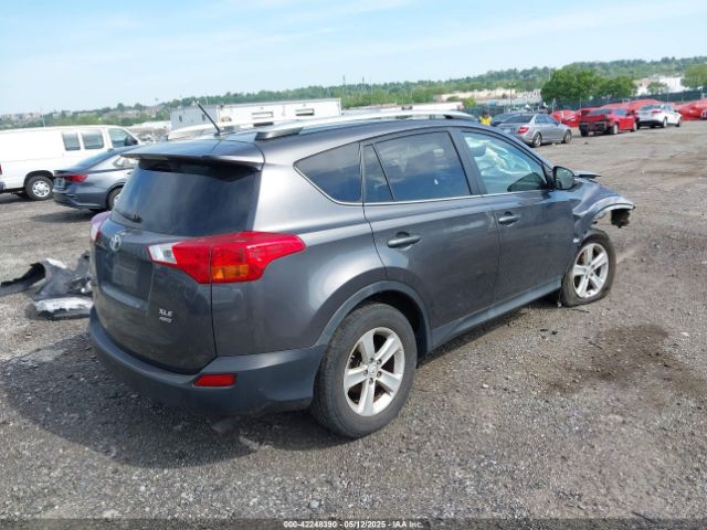 2T3RFREV0EW195521 Toyota Rav4 Xle