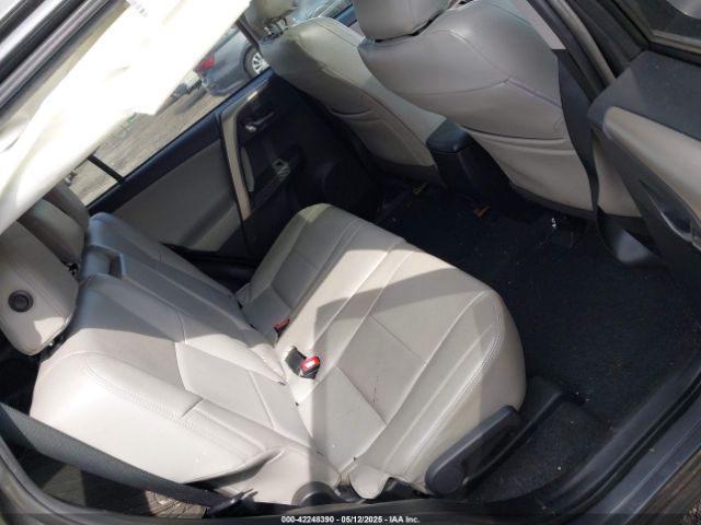 2T3RFREV0EW195521 Toyota Rav4 Xle