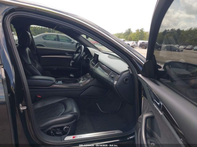 2013 AUDI S8 WAUD2AFD0DN010609 Photo 4