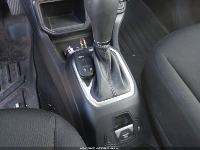 ZACCJABB0JPJ58037 Jeep Renegade Latitude Fwd