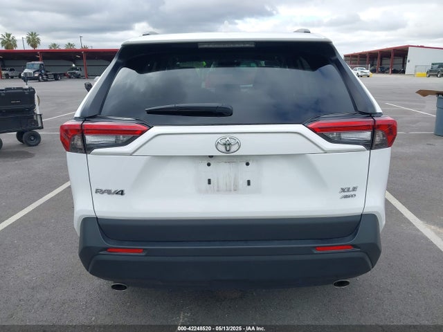 2T3P1RFV6NW315780 Toyota Rav4 Xle