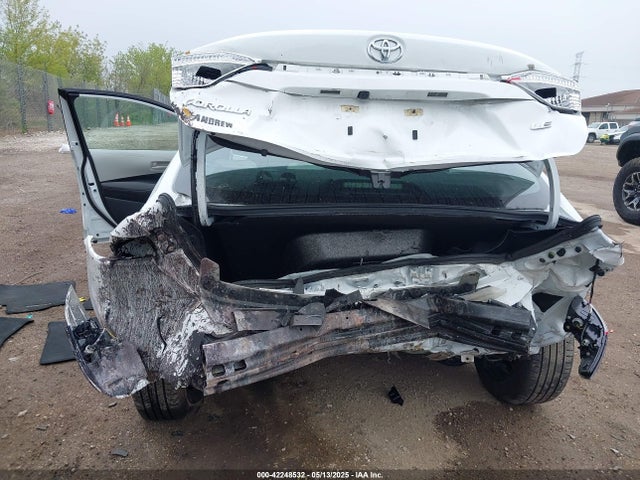5YFB4MDE2PP066060 Toyota COROLLA LE