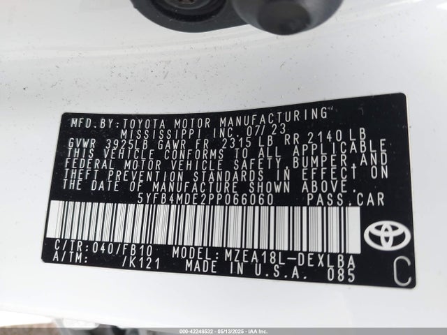 5YFB4MDE2PP066060 Toyota COROLLA LE