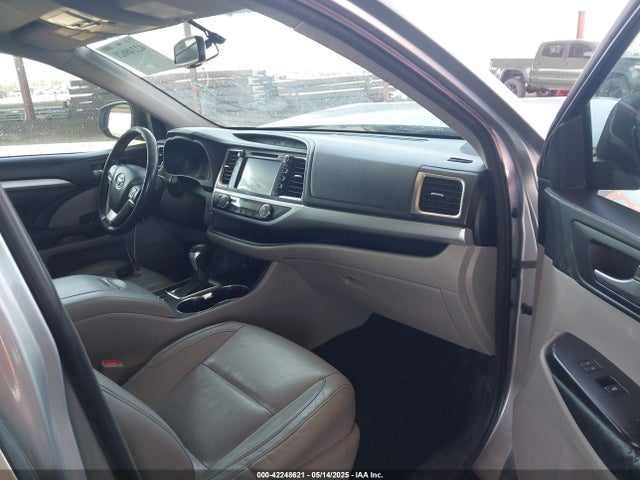 5TDKKRFH5FS103201 Toyota 2gr-fe
