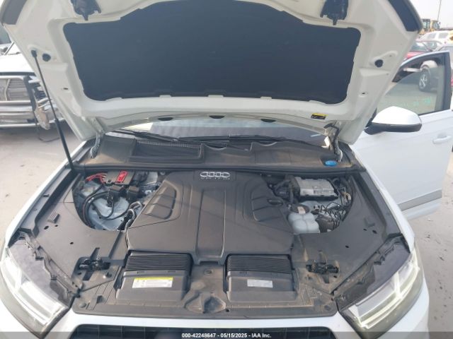 WA1VAAF79KD005913 Audi Q7 55 Premium