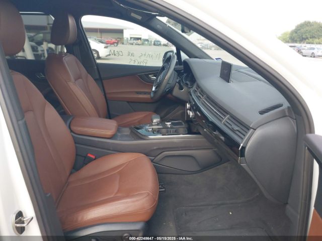 WA1VAAF79KD005913 Audi Q7 55 Premium