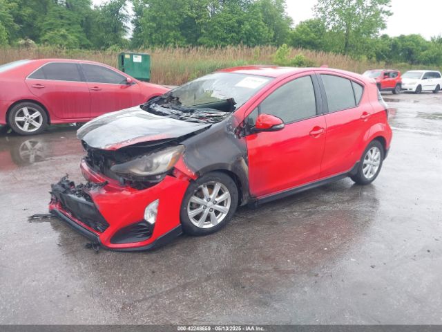 JTDKDTB3XH1591997 Toyota Prius C Two