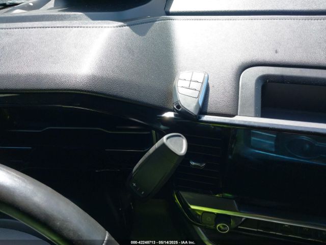 2022 CHEVROLET SILVERADO 1500 1GCPACEK1NZ530813 Photo 10