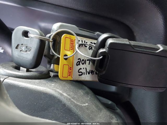 2017 CHEVROLET SILVERADO 1500 1GCVKREC1HZ197985 Photo 10