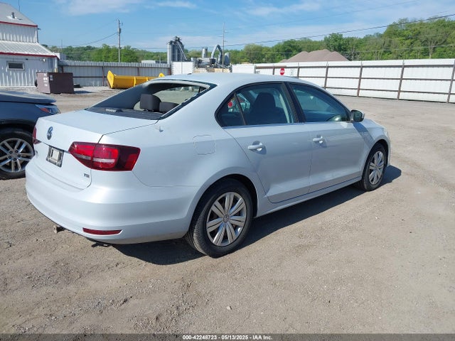 3VW167AJ7HM320988 Volkswagen 1.4 tsi