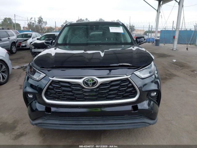5TDKDRBH3PS505252 Toyota Highlander Xle