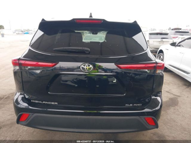 5TDKDRBH3PS505252 Toyota Highlander Xle