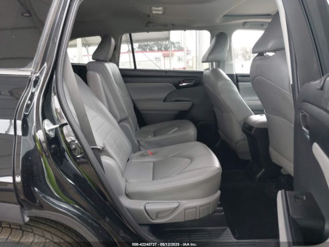 5TDKDRBH3PS505252 Toyota Highlander Xle