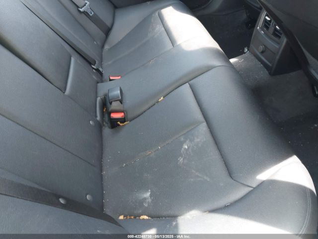 2018 BMW 320I WBA8A3C5XJA505576 Photo 7
