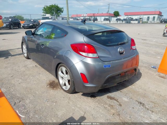 KMHTC6AD2EU216453 Hyundai Veloster Base W/black