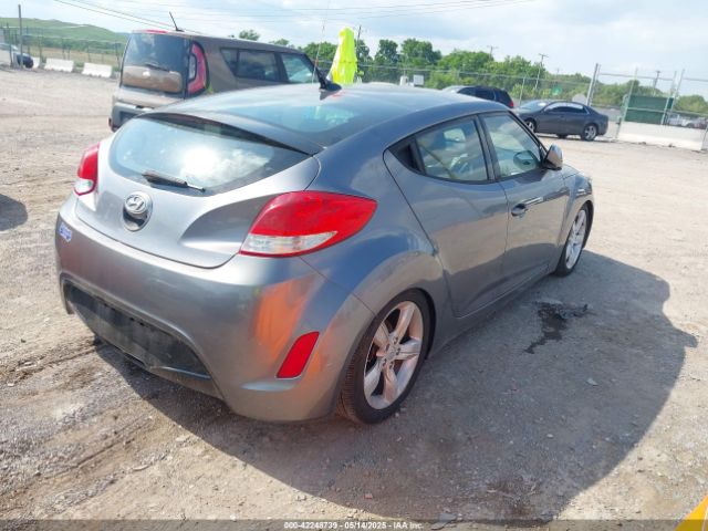KMHTC6AD2EU216453 Hyundai Veloster Base W/black