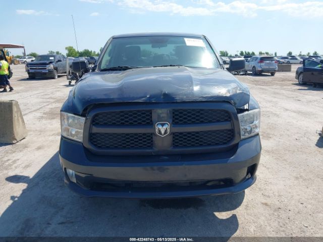 1C6RR7FT6HS831274 RAM 1500 Express  4x4 6'4 Box